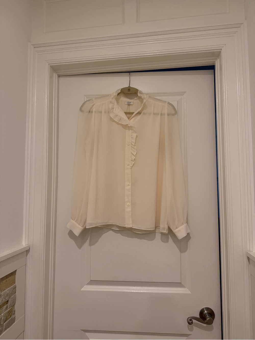Aritzia Wilfred Cream Ruffle-Neck Button-Down Blouse